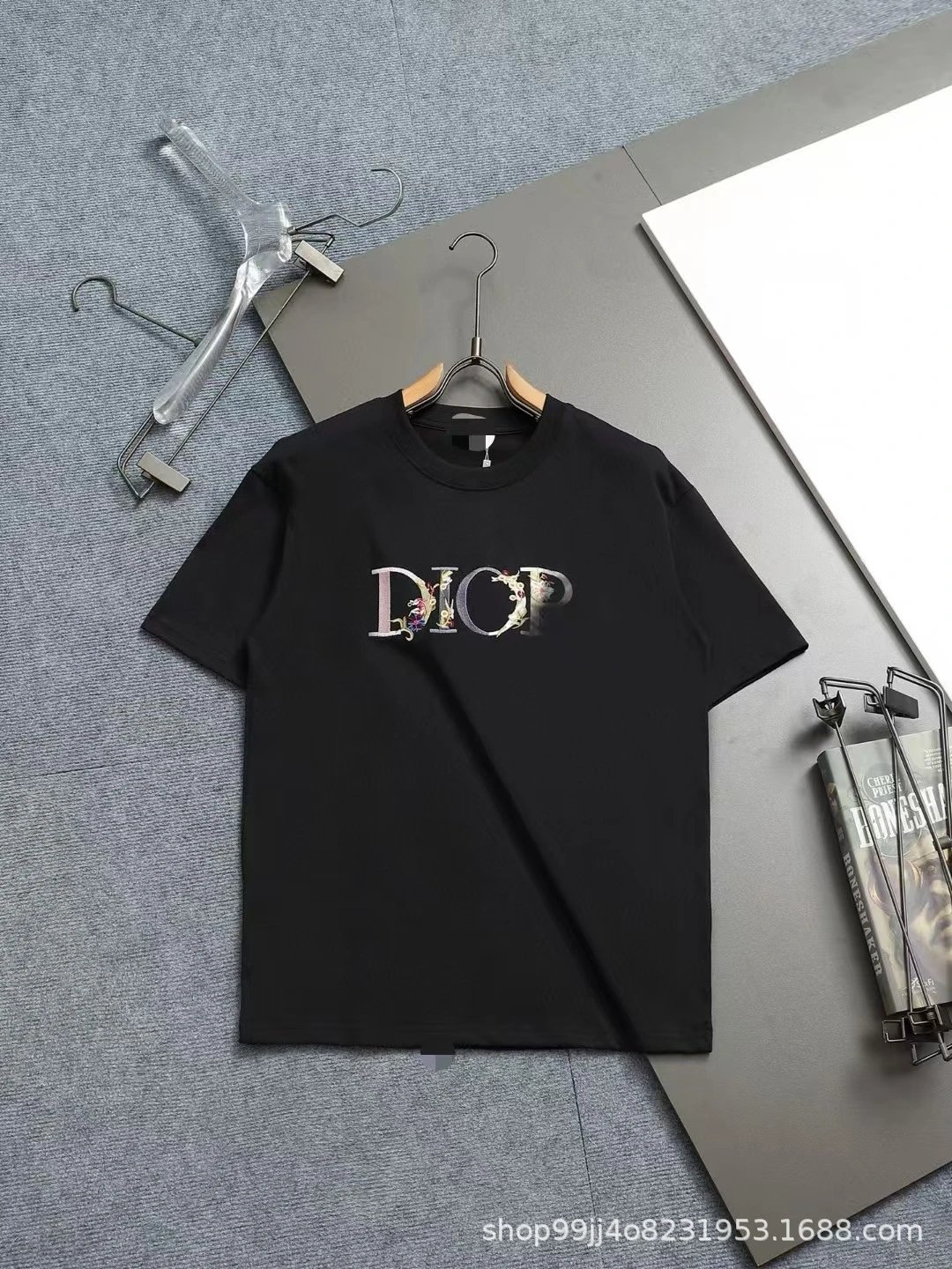 09 Black