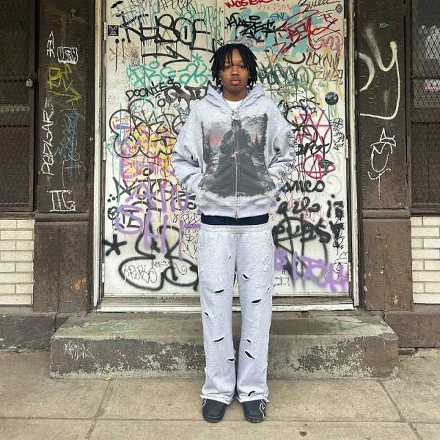 Distressed Double Waist Sweats: seller detail photo 3