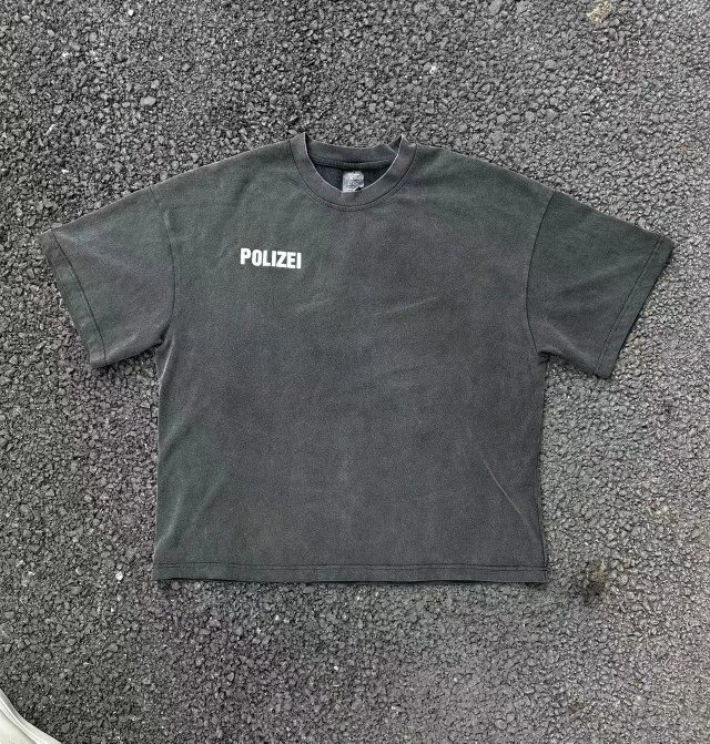 Cropped Polizei T-Shirt Kanye Style Vintage Distressed Short