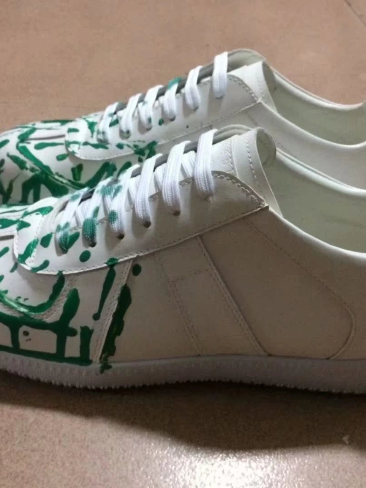 Maison Margiela Japan Gats · 3