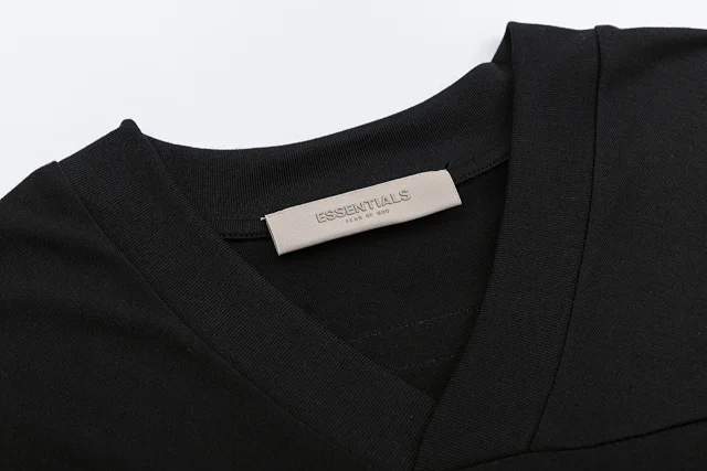 Fear of God T-Shirts Essentials graphic oversized T-shirt product detail image 15