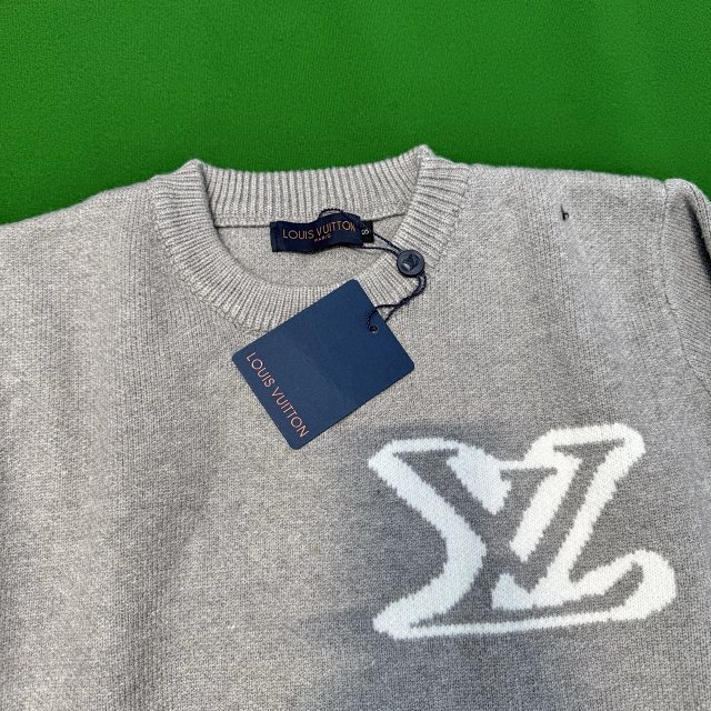LV sweater: seller detail photo 6