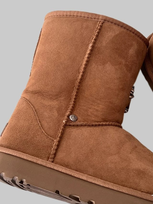 Chrome hearts uggs: seller detail photo 3