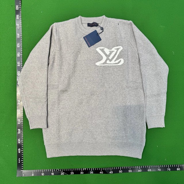 LV sweater: seller detail photo 4