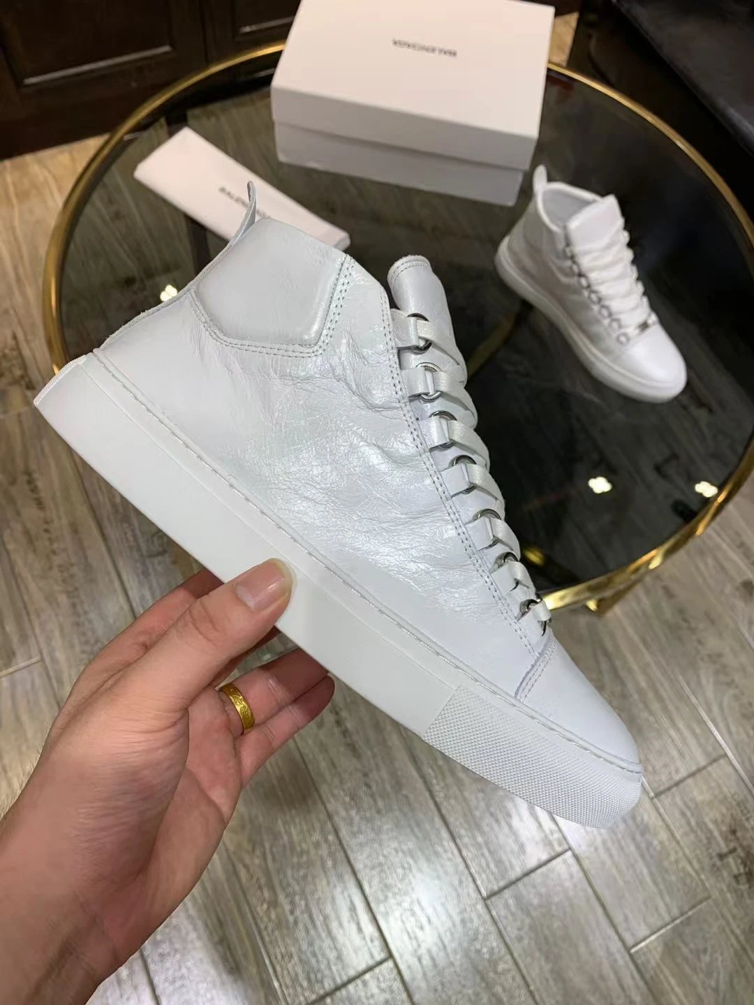 Balenciaga Arenas High 2