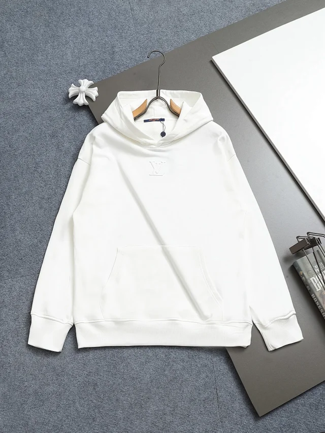 Louis Vuitton Hoodies & Sweatshirts Drawstring pullover hoodie with kangaroo pocket product detail image 12