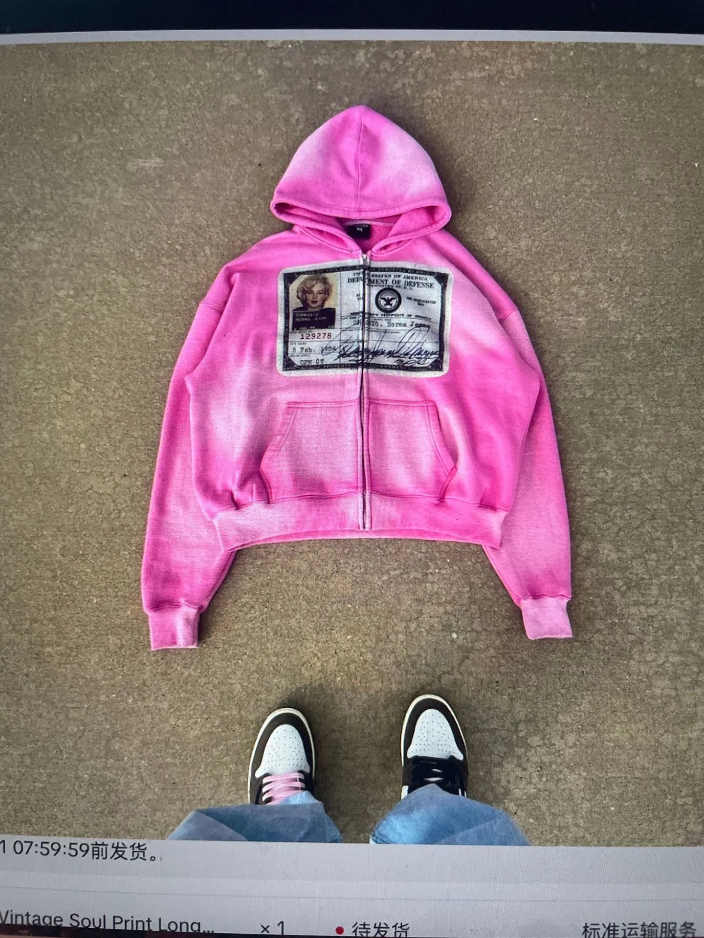Rose Red Zipper
