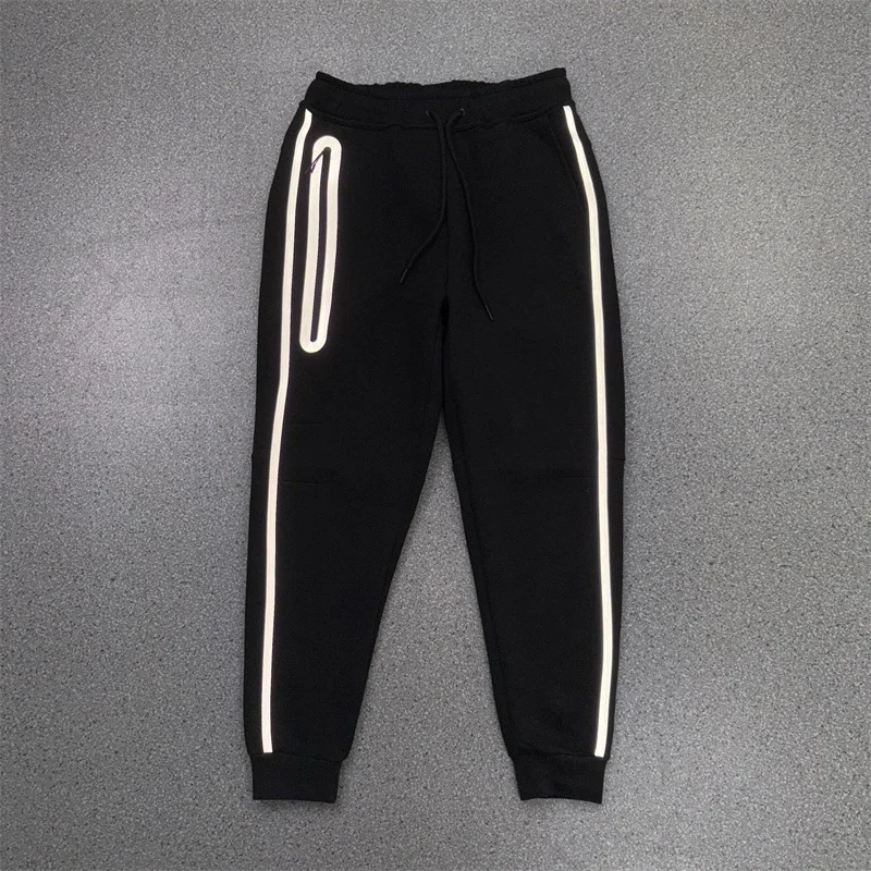 Nike 3M Reflective Double-Layer Sweatpants with Cuffed Hem - rep spodnie