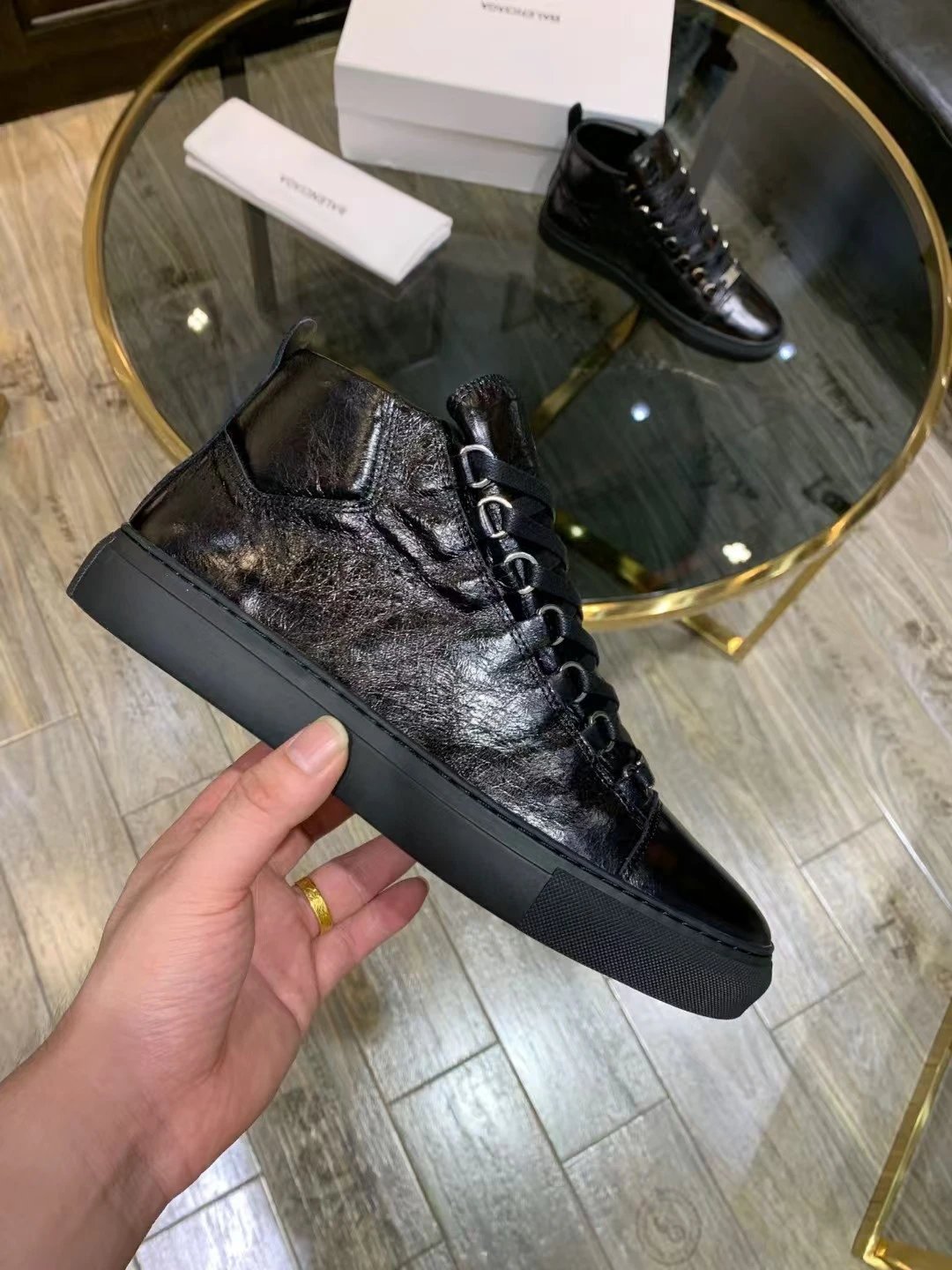 Balenciaga Arenas High 3
