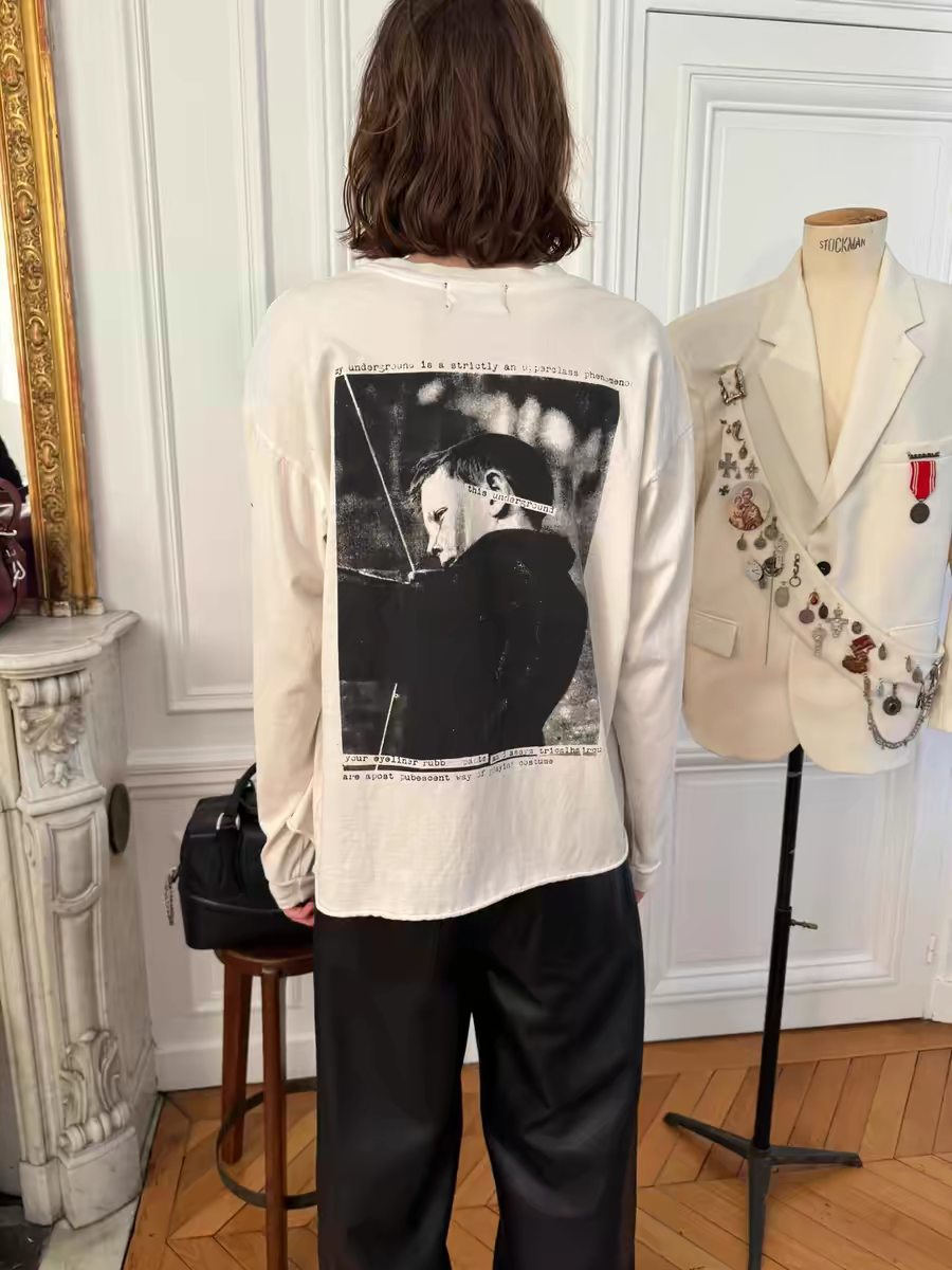 Graphic Print Long-Sleeve T-Shirt