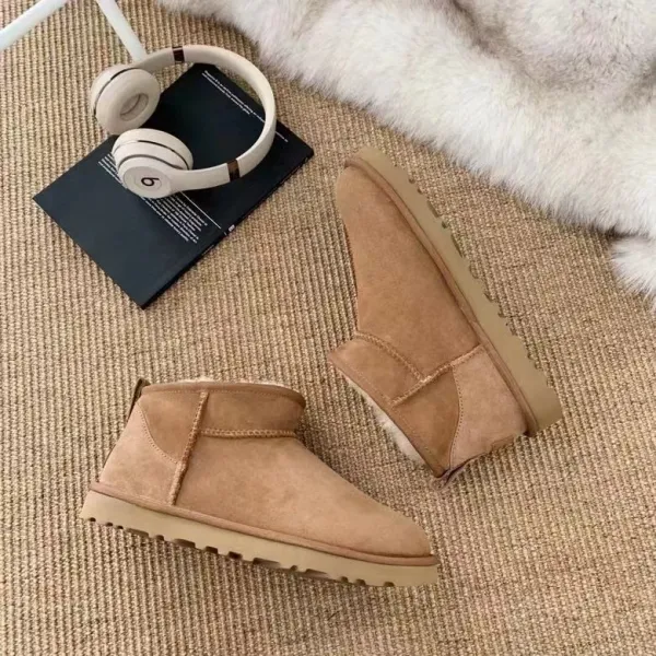UGG Classic Mini II Chestnut Suede Boots Snow Boots - 13