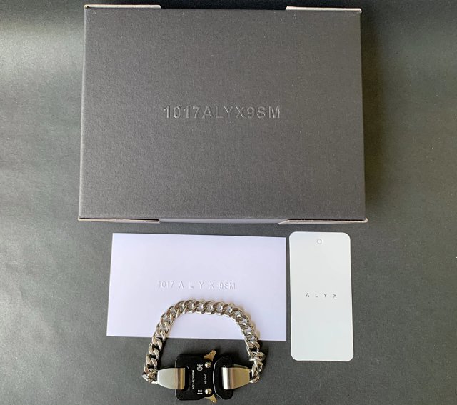 1017 Alyx 9Sm Industrial Fan Metal Buckle Bracele: seller detail photo 1
