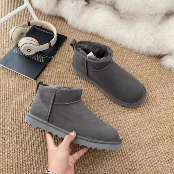 UGG Classic Mini II Chestnut Suede Boots Snow Boots - 12