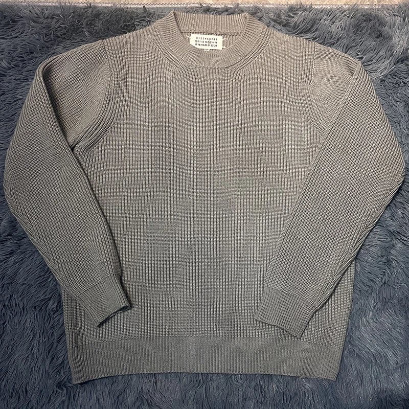 Round Neck Sweater · 2