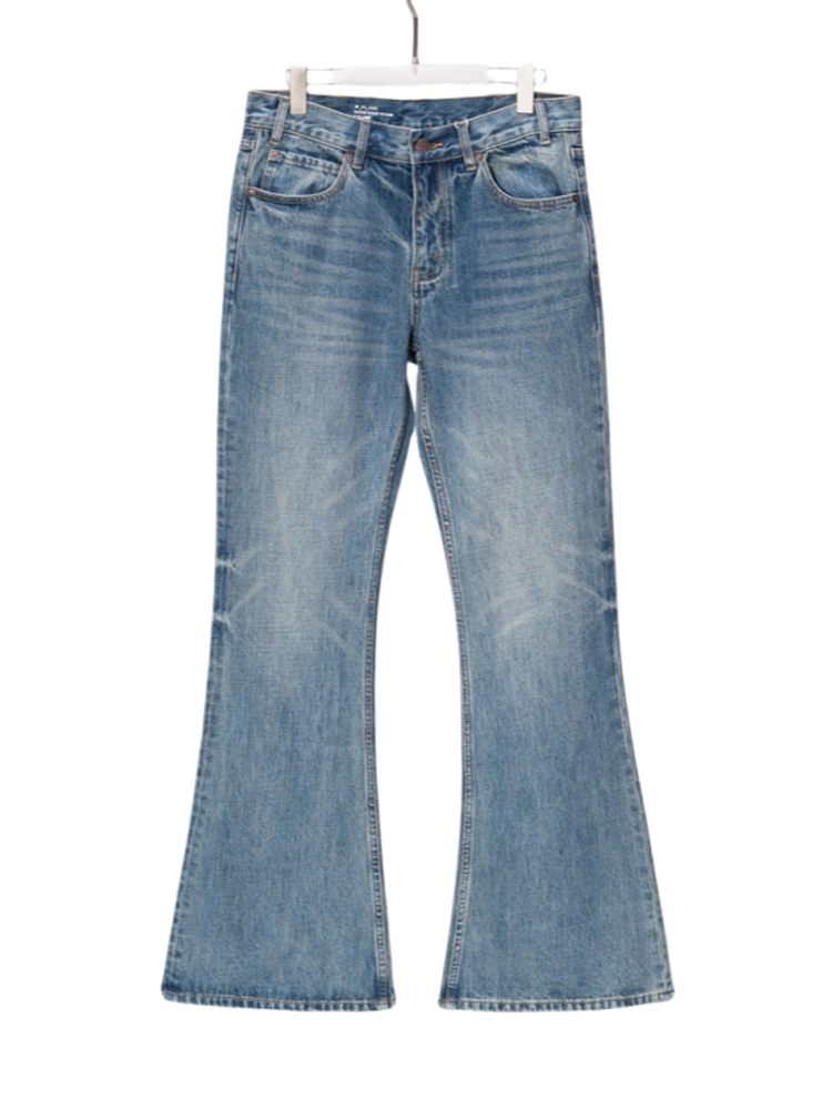 Slim Jeans · 4
