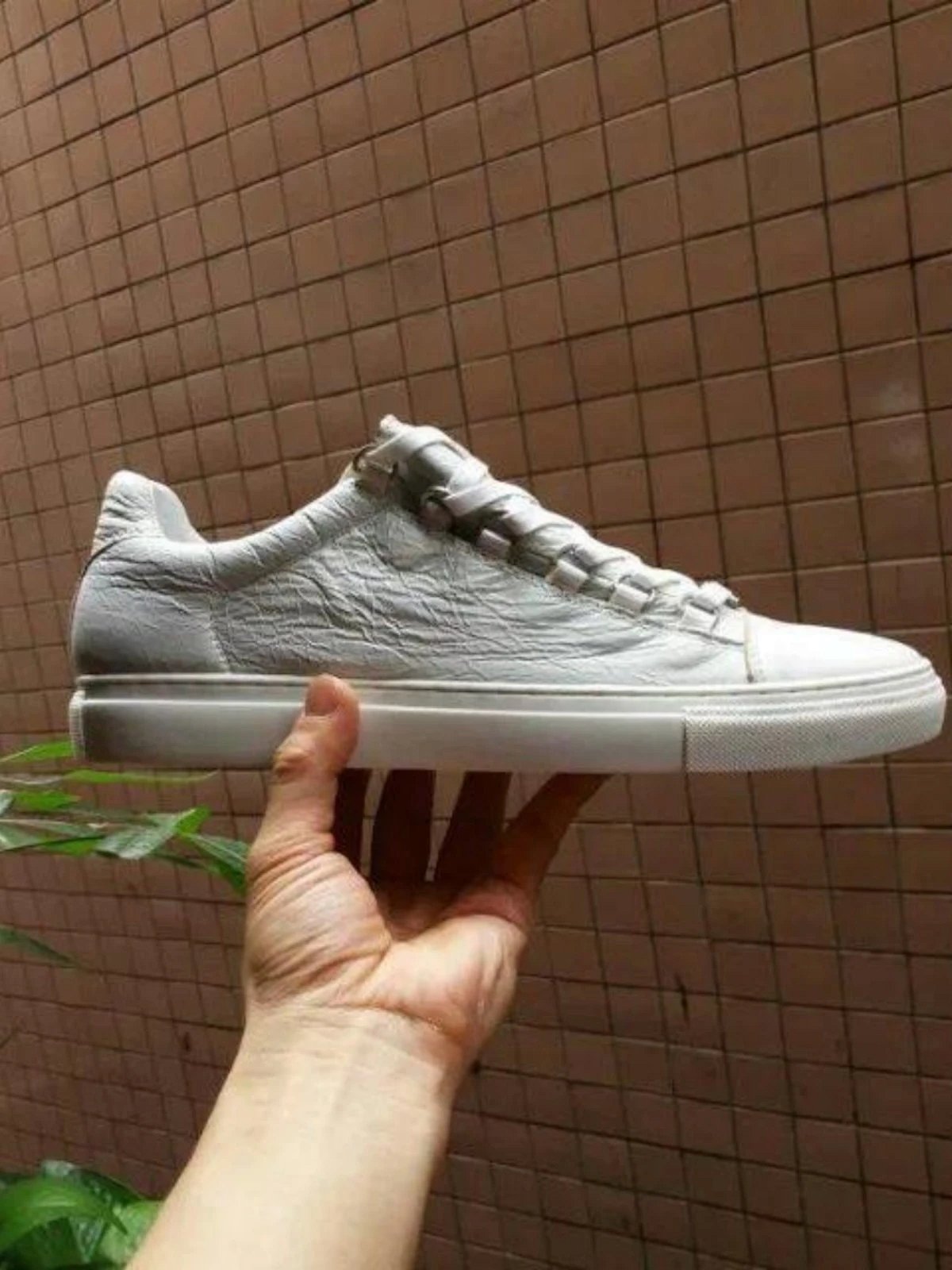 Factory Direct Sales Foreign Trade Paris Style Trendy Mens Shoes Outdoor Sports Casual Shoes Genuine Cowhide with Wrinkled Leather Effect Fashionable
