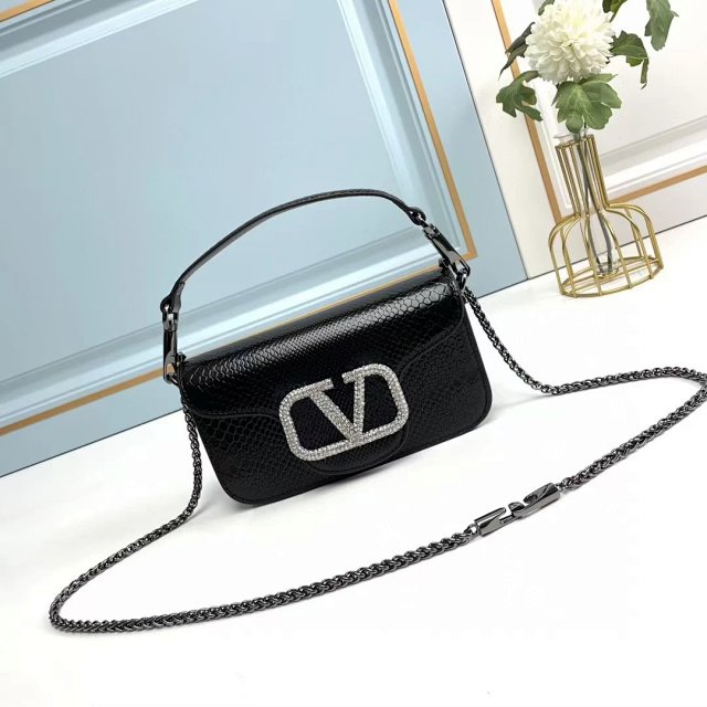 Valentino Bag: seller detail photo 9