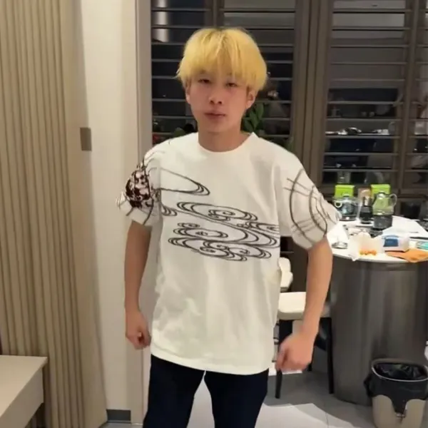 Design Nine-Tailed Fox Embroidered Graphic T-Shirt White - 5