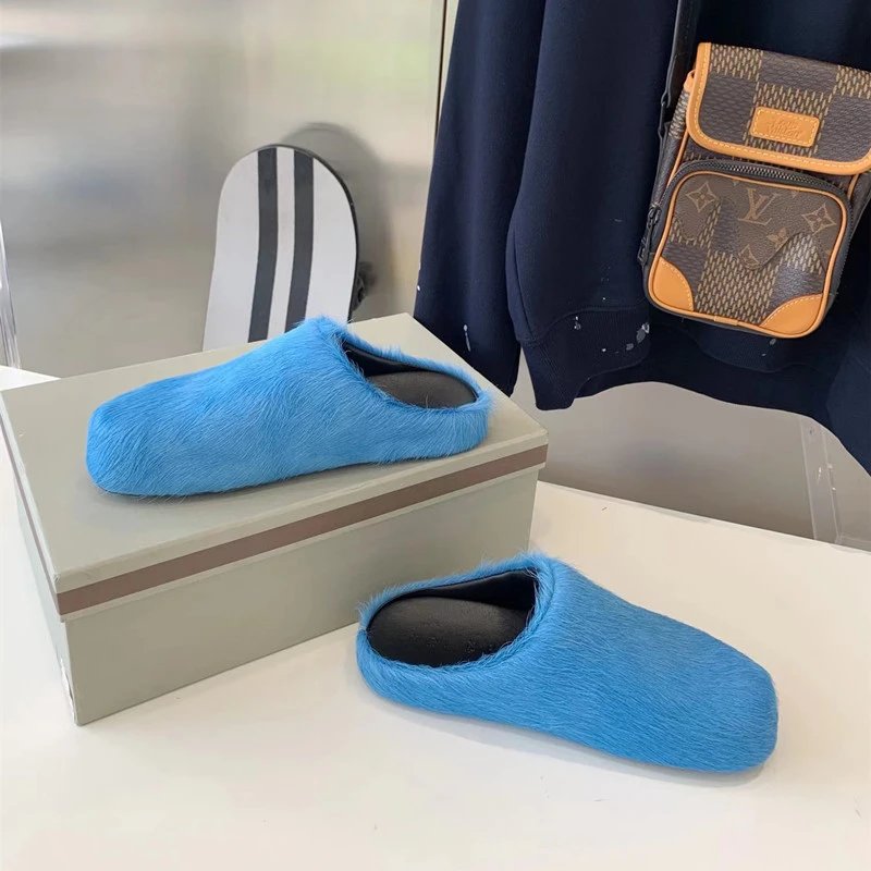 Marni Slides · 6