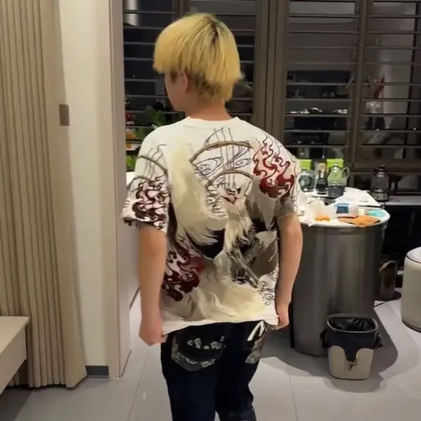 Design Nine-Tailed Fox Embroidered Graphic T-Shirt White - 6