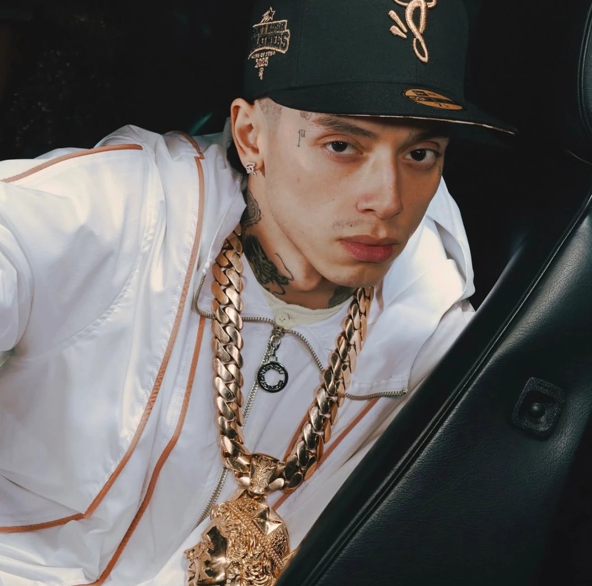 Syna Snapback