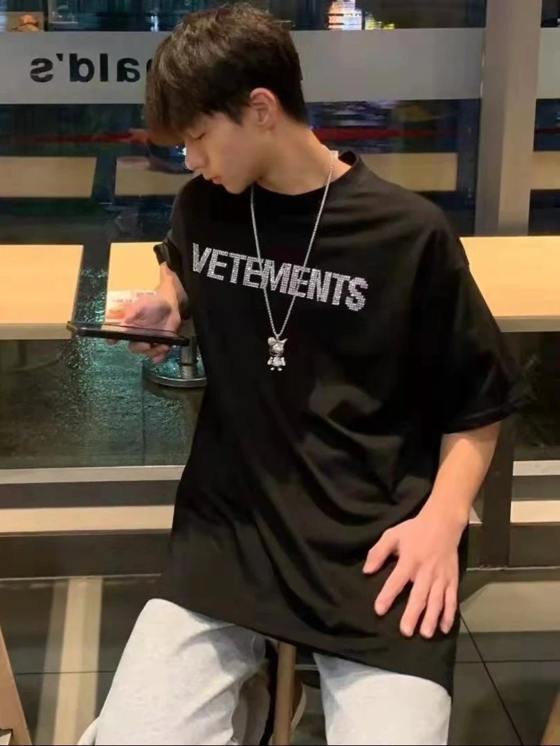 Vetements Tee