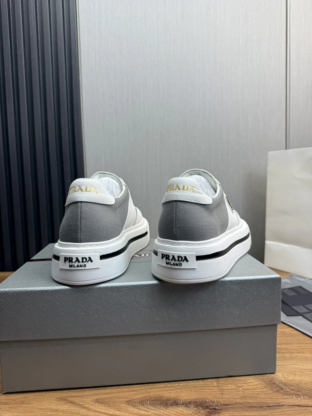 Prada Shoes: seller detail photo 6