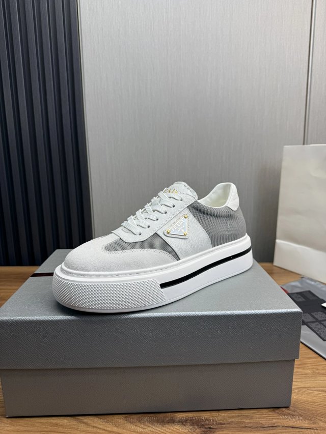 Prada Shoes: seller detail photo 7