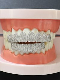 Iced Out Grillz — seller photo 4