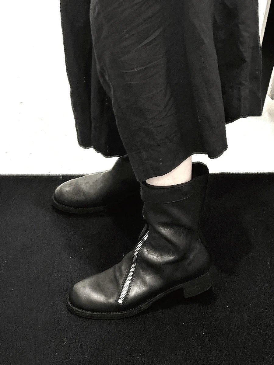 British Mid-Calf Boots Chunky Heels · 2