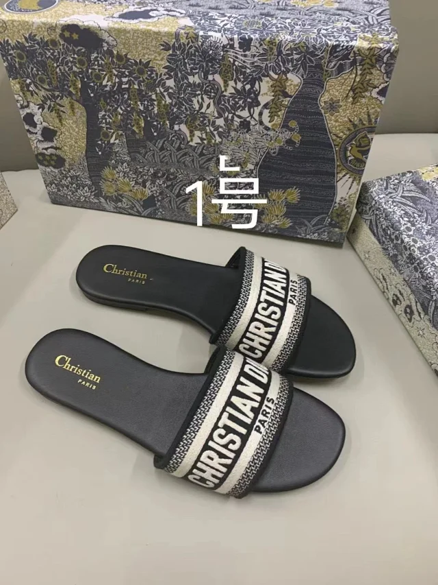 Christian Dior Slippers Dway Embroidered Logo Strap Slides product detail image 7