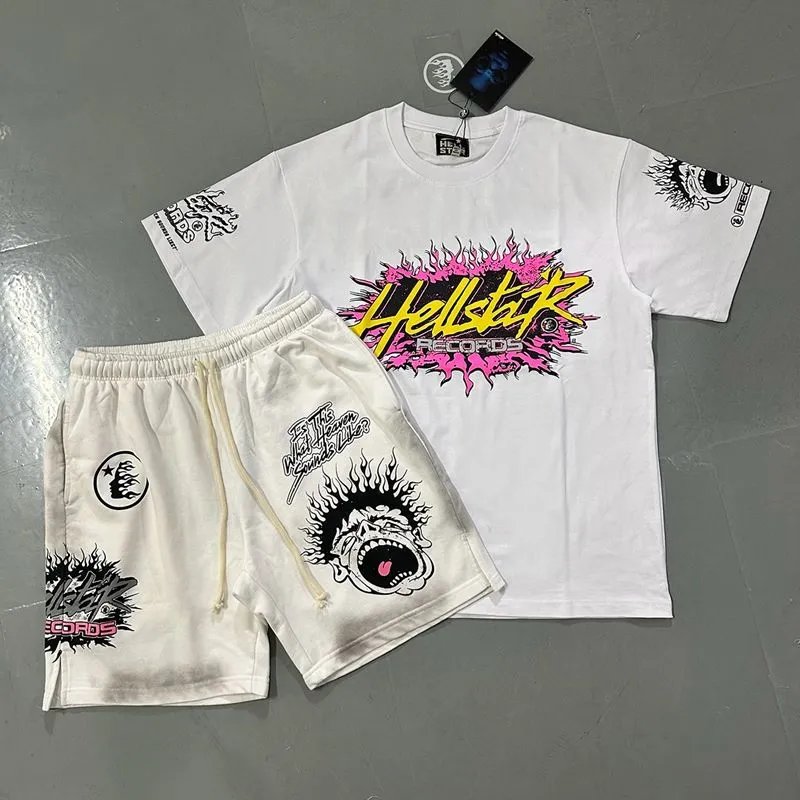 Hellstar T-Shirts Oversized graphic short-sleeve T-shirt — 14