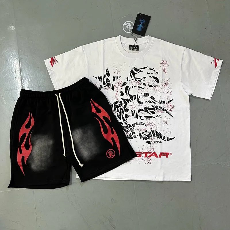 Hellstar T-Shirts Oversized graphic short-sleeve T-shirt — 18
