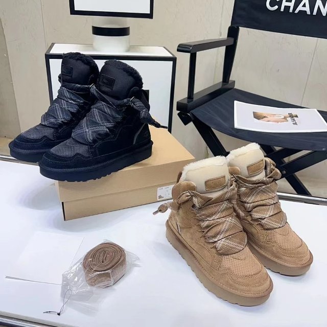 Ugg Lowmel Trainer: seller detail photo 1