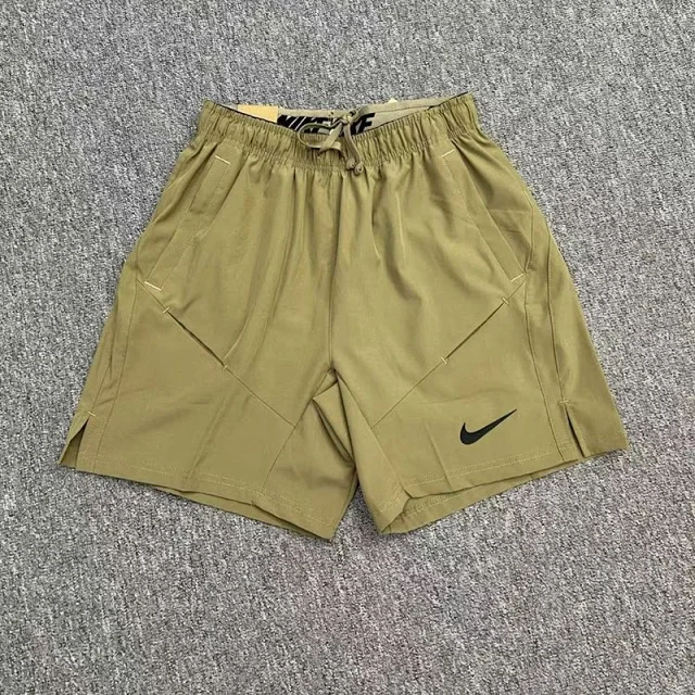 Nike Shorts Breathe color-block athletic product detail image 13