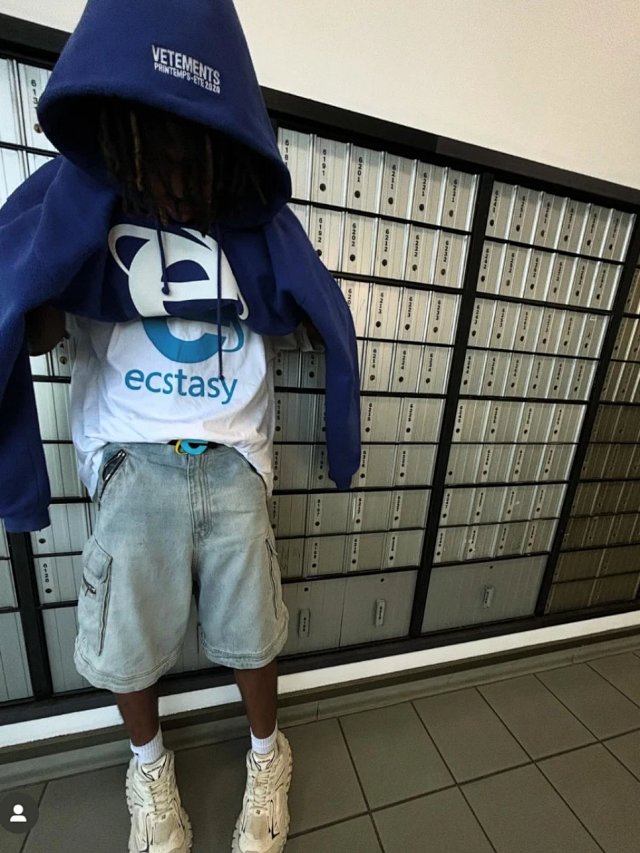 MVT Vetements Esctasy Hoodies: seller detail photo 1