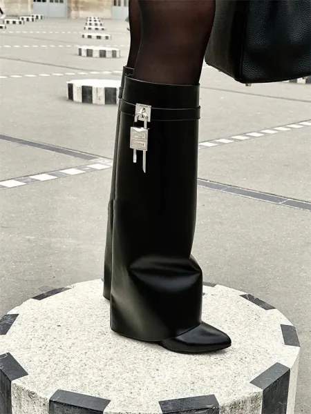 Givenchy Antigona Lock Knee Boots Black - 4