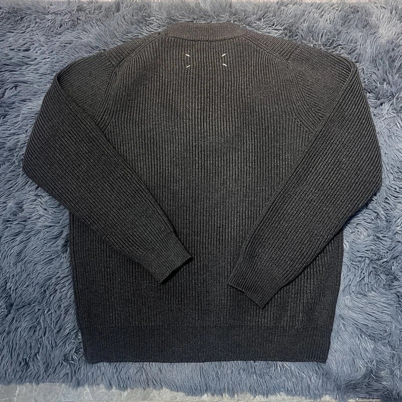 Round Neck Sweater · 4