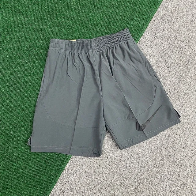 Nike Shorts Breathe color-block athletic product detail image 12