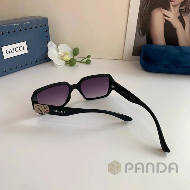 Gucci Sunglasses: seller detail photo 11