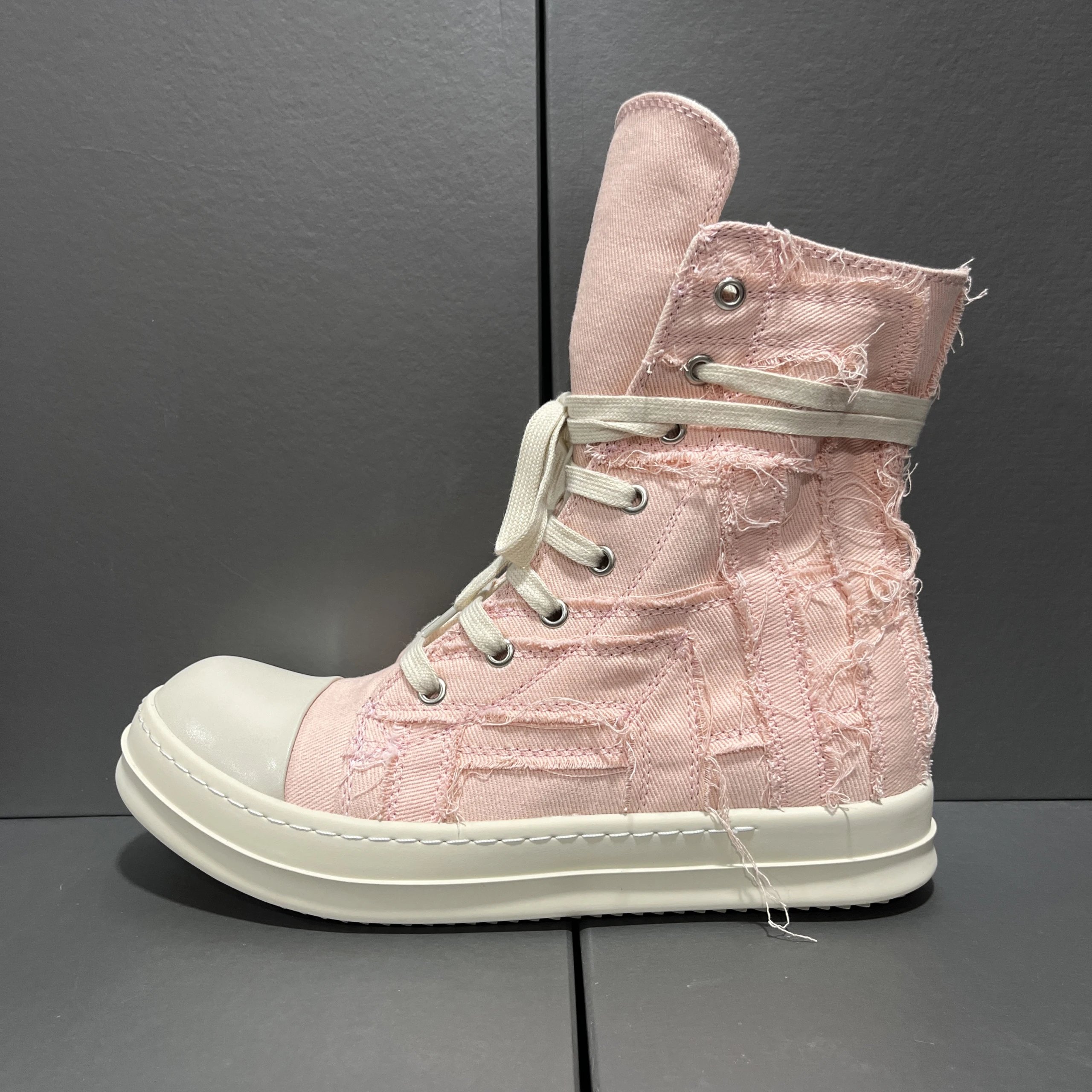 Tassel Distressed Canvas Thick-Soled Arc-Shaped · 2