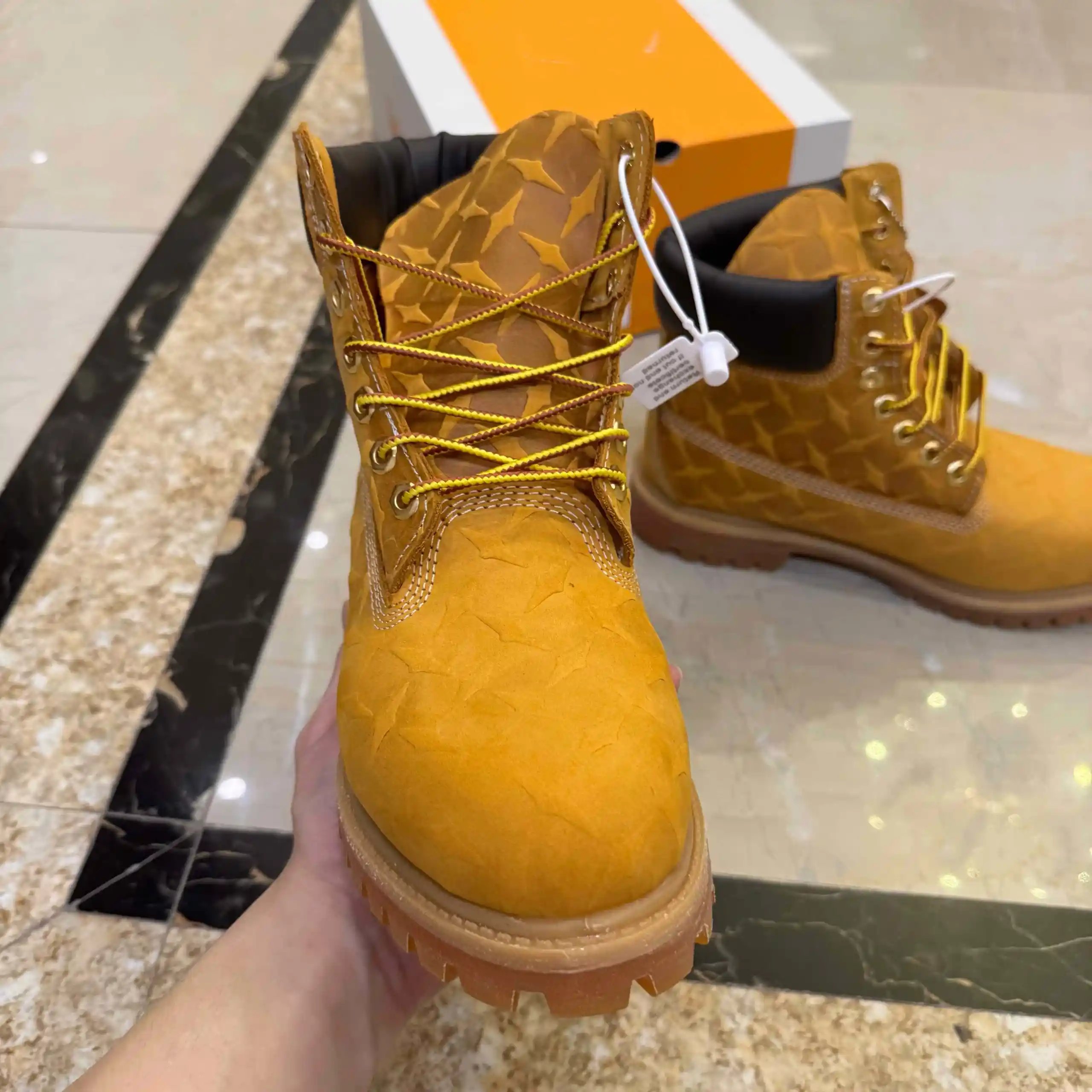 Big Yellow Boots Kick-Resistant Steel · 4