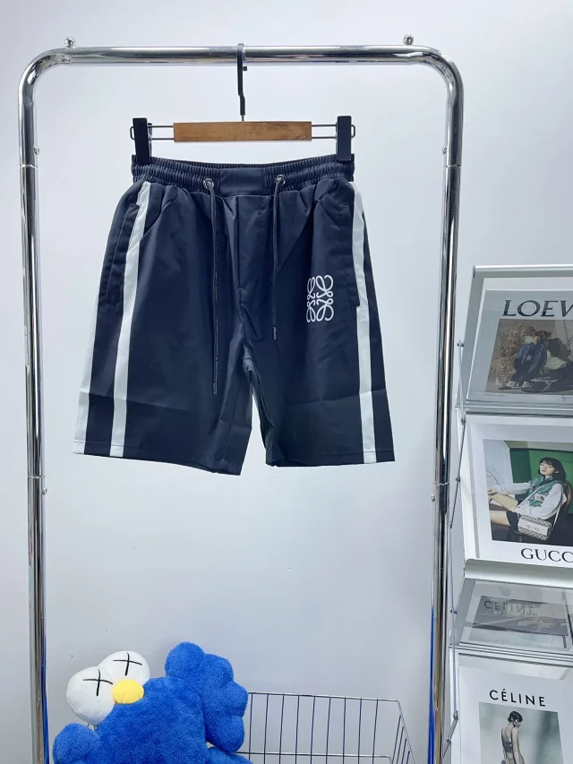 Louis Vuitton Shorts Elastic-waist drawstring logo-print product detail image 14