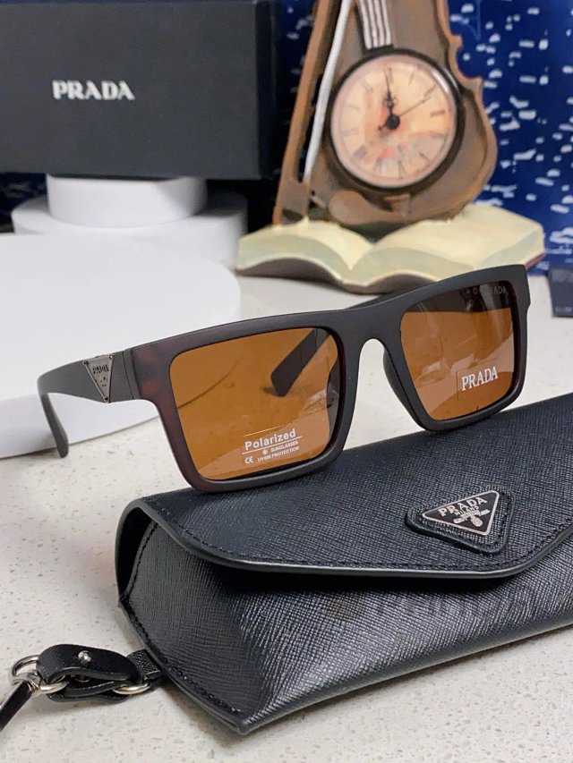 Prada Sunglasses: seller detail photo 10