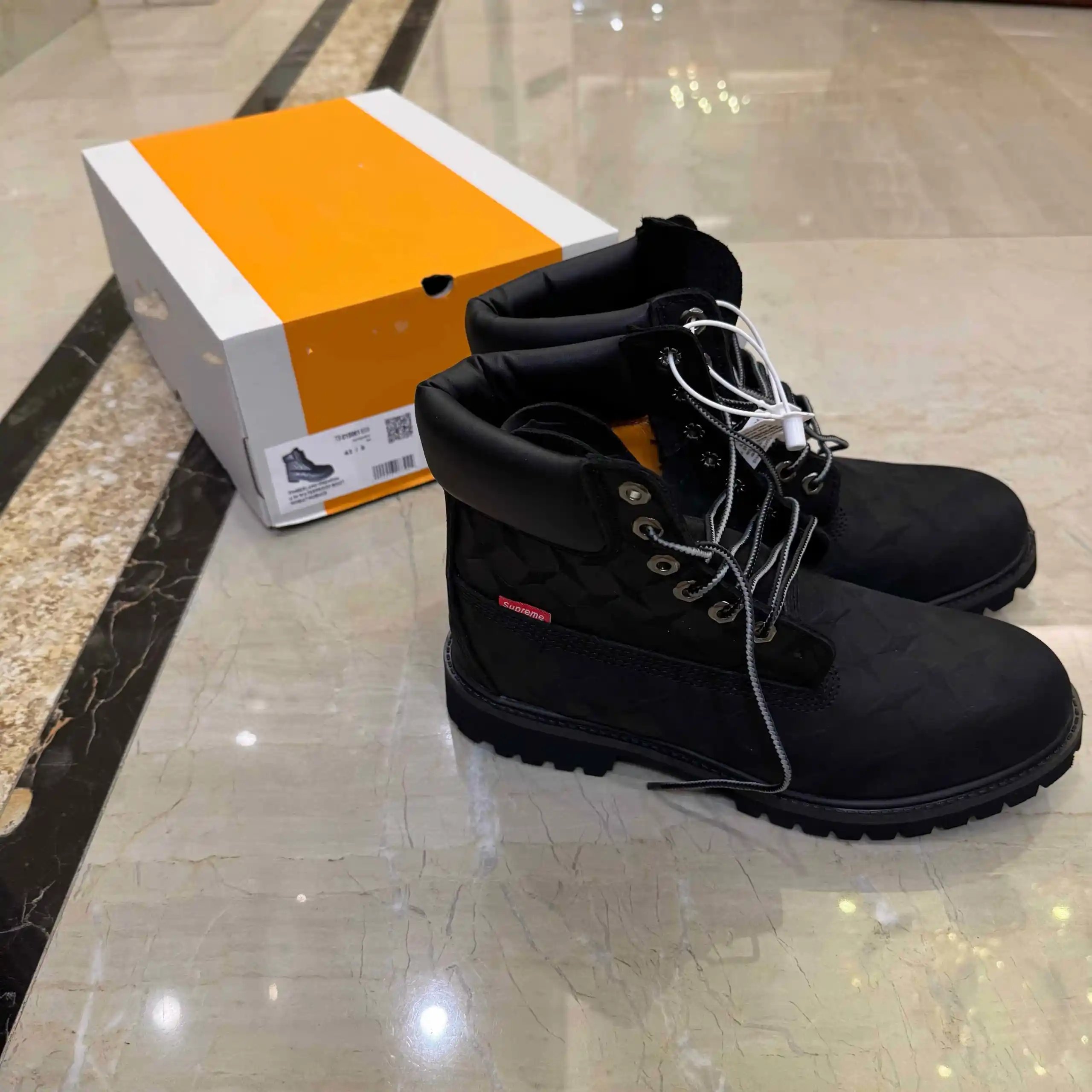 Big Yellow Boots Kick-Resistant Steel · 5