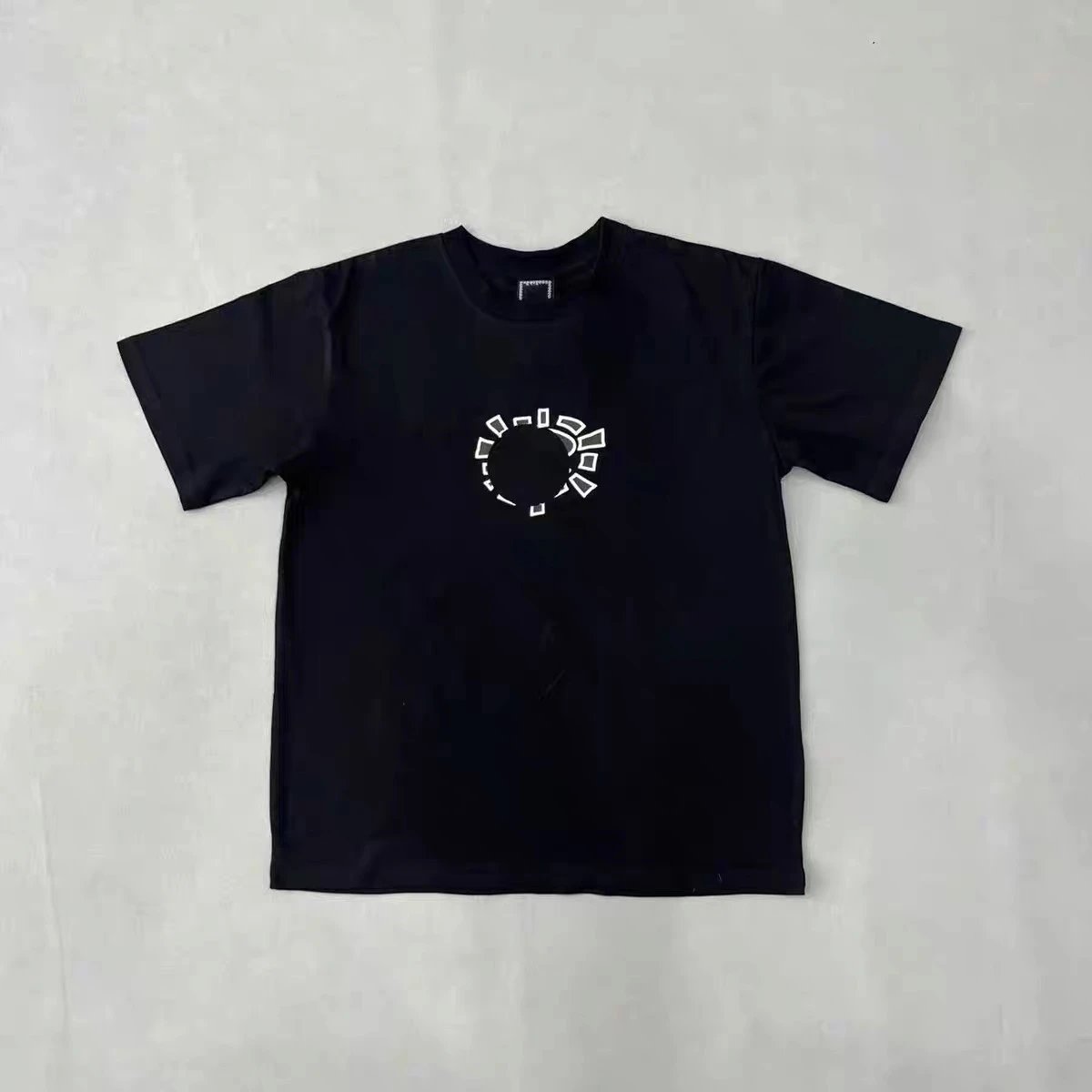 ADWYSD tee foto 6