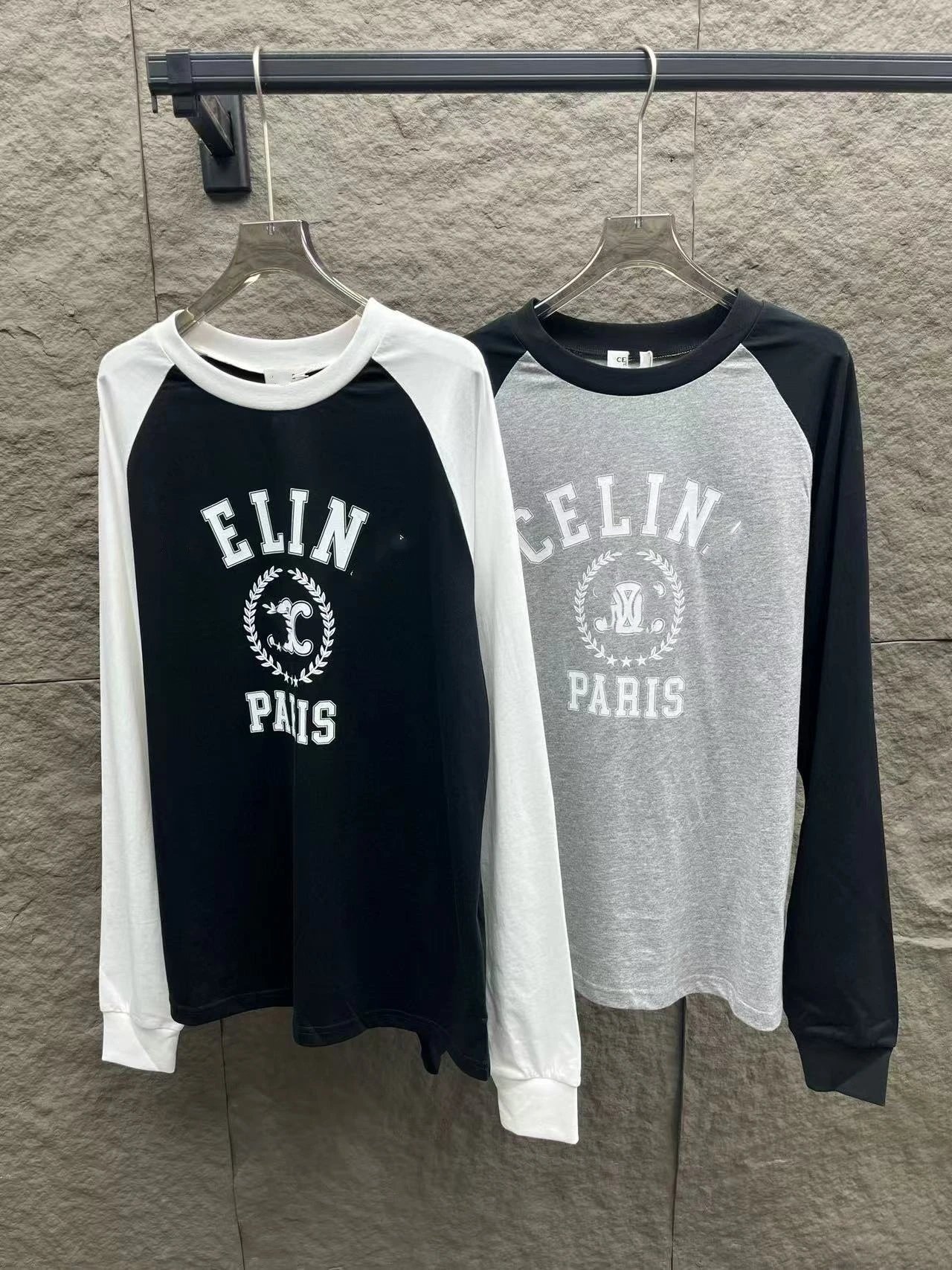 LOVE Home High Version! Saijia Triumphal Arch letter printed pure cotton black and white color blocked round neck long sleeved T-shirt for women