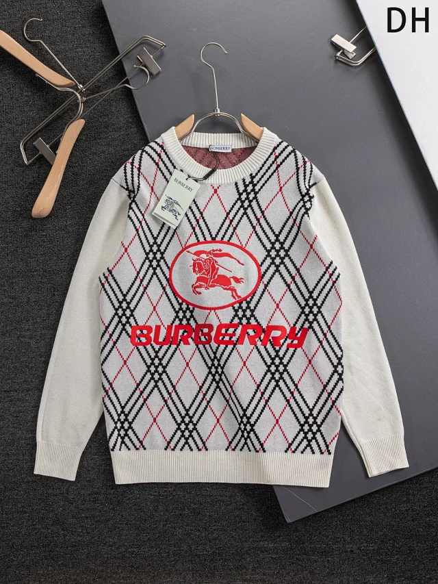 Burberry Knitwear Logo and check knit styles product detail image 3