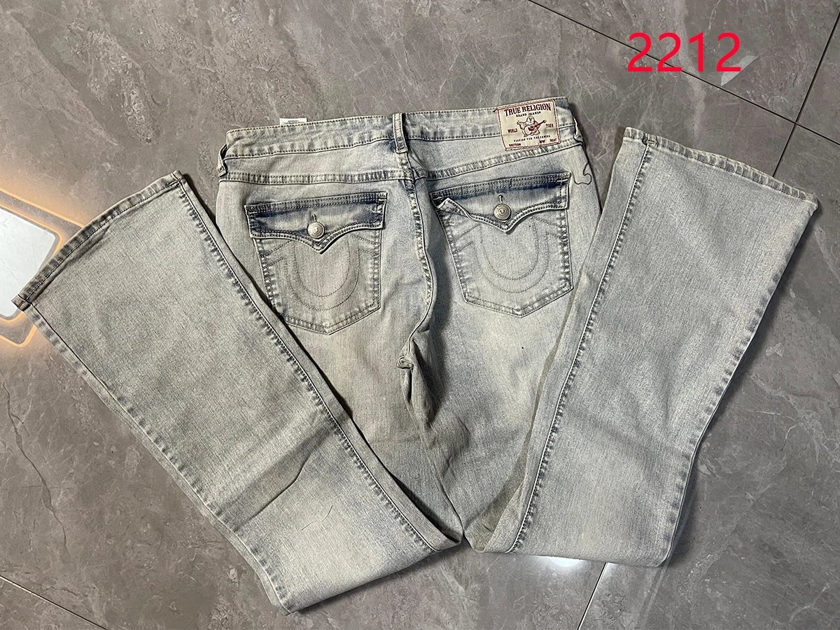 Design True Religion Rocco Flare Light Wash Jeans