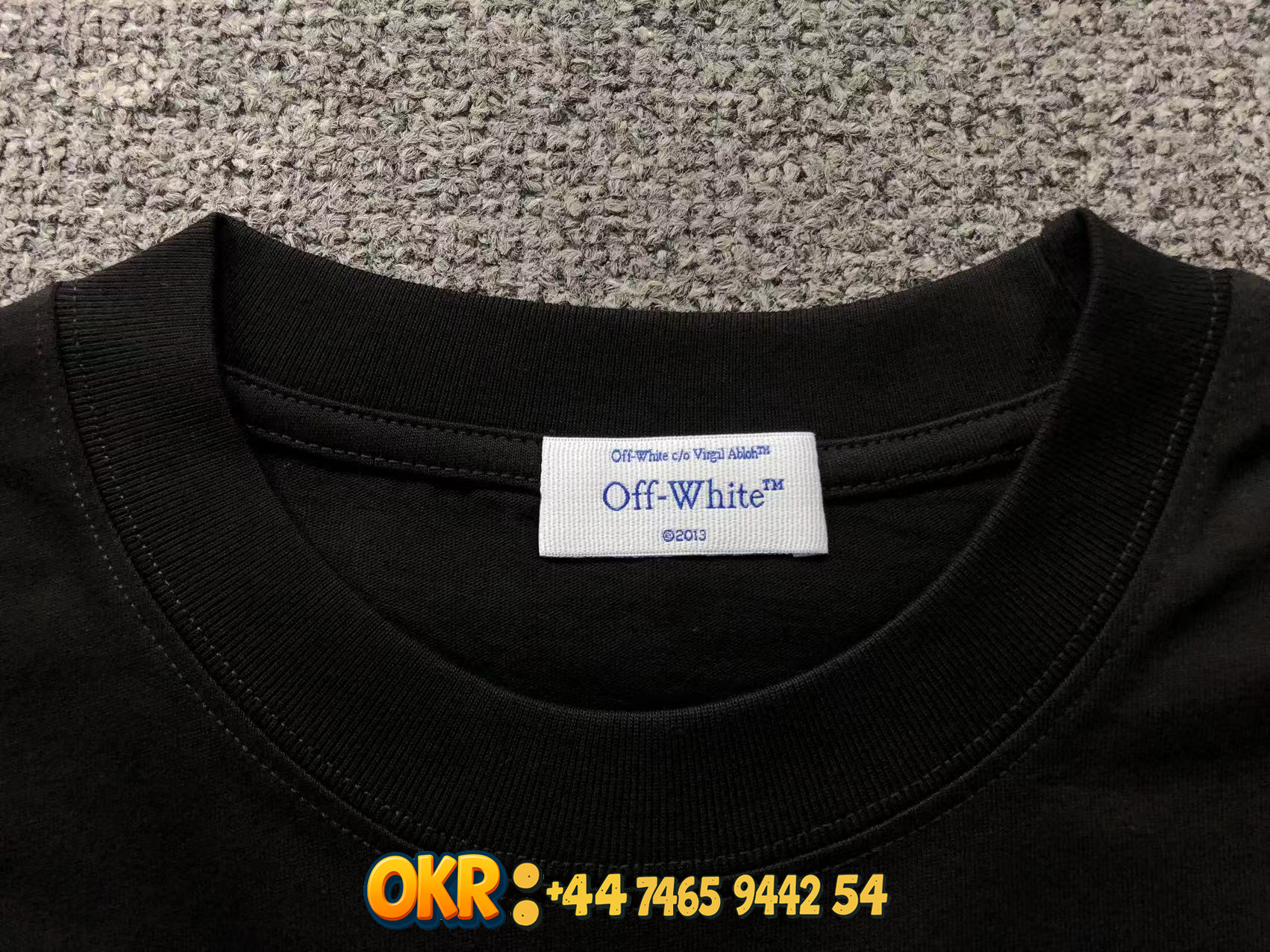 Off-White T-Shirts Short-Sleeve Crew-Neck Arrow Graphic Print image 6